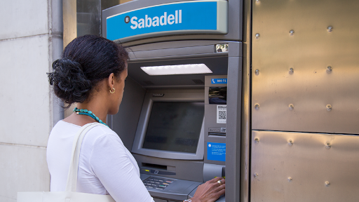 Cajero Banco Sabadell en Torrente