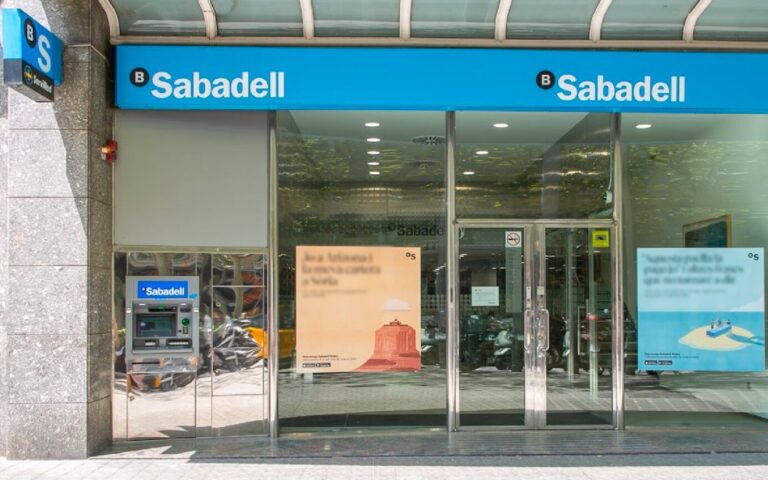 Cajero Banco Sabadell en Torrente