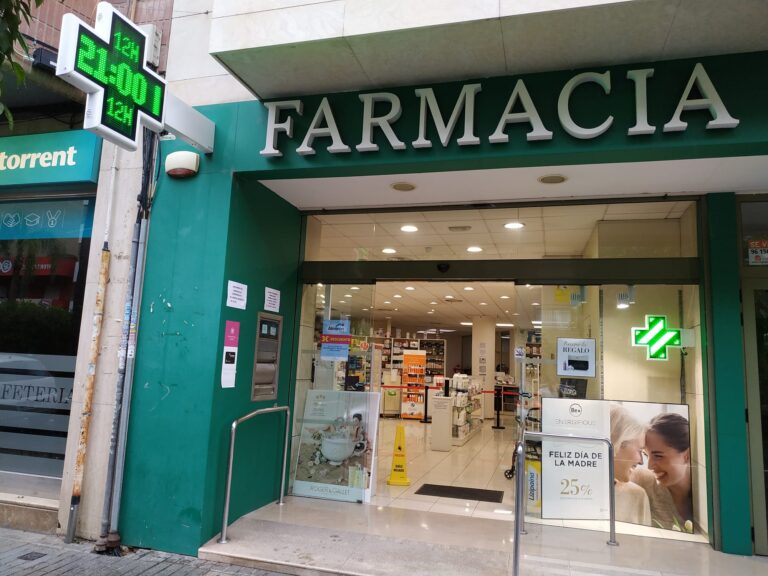 farmacia avenida torrent en Torrente