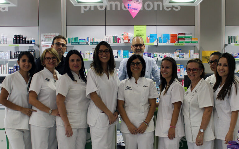 Farmacia CABAÑES en Torrente
