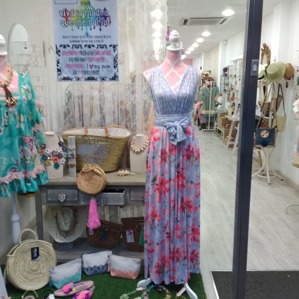 JUST WEAR TORRENT, Tiendas de Ropa en Torrente